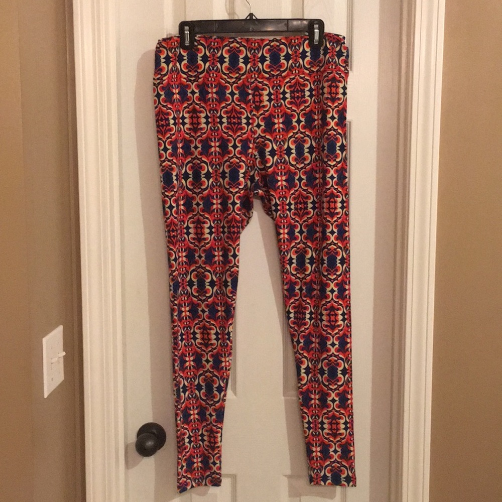 LuLaRoe Tall/Curvy